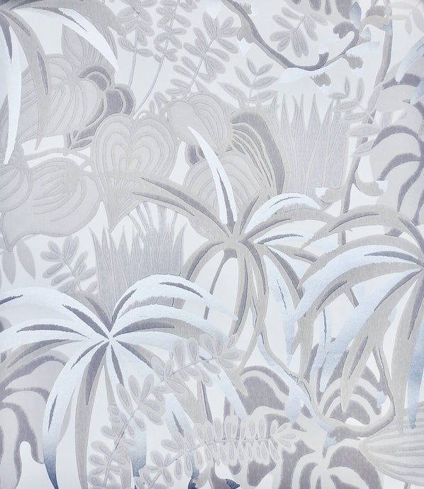 White and silver rainforest foliage patterned non woven wallpaper